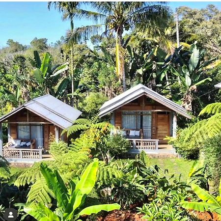 The Geckos Homestay Kelimutu Exterior foto